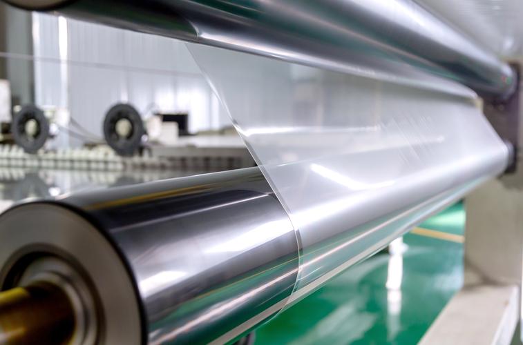 创新驱动，品质领航——论国新高分子材料的研发、生产与销售一体化之路